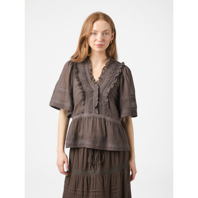Neo Noir – Evienne S Voile-Top