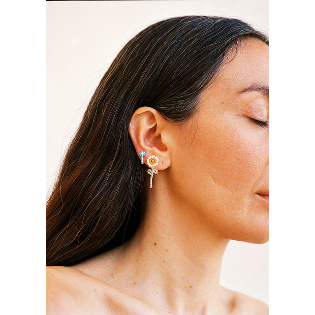 Pura Utz Flor Ear Stick