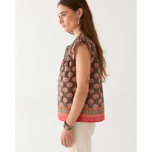 Maison Hotel Charlize Blouse