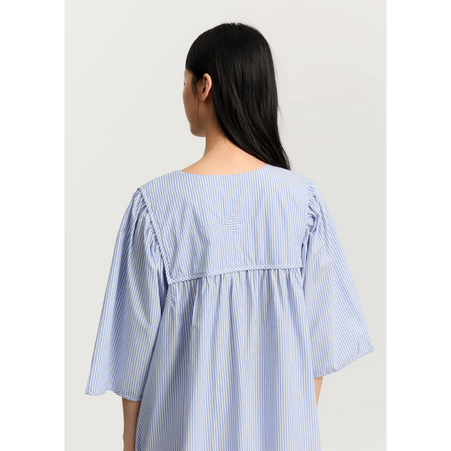 Aiayu Enola Kleid Petite