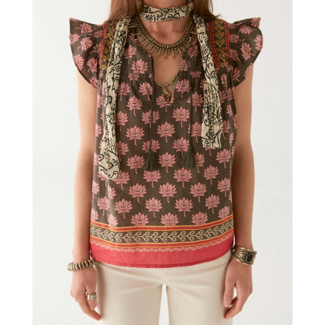 Maison Hotel Charlize Blouse