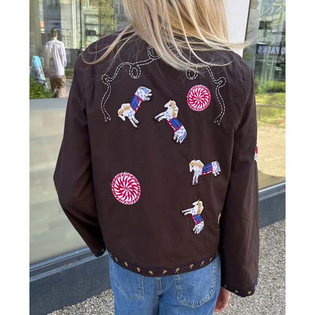 Sissel Edelbo – Emmy Shirt Fudge