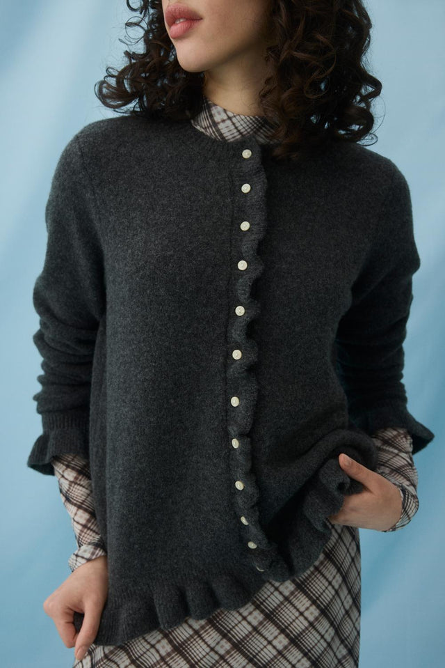 VILA-Vijacia Rundhals-Langarmpullover mit Rüschen