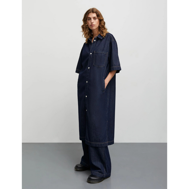 Mads Nørgaard – Gemütliches, violettes Denim-Kleid