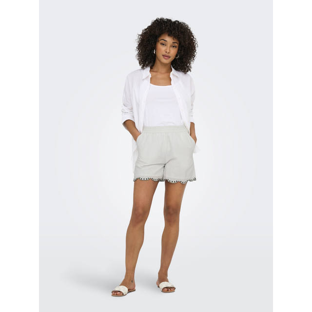 JDY Palma HW Stickerei-Shorts