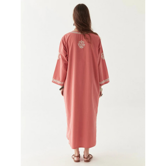 Maison Hotel Anbu Dress