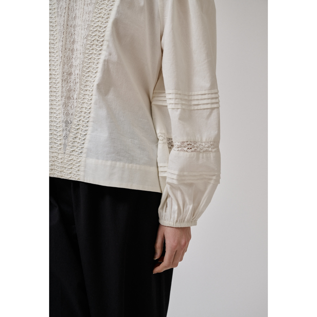 Anne-mi Clover LS Blouse