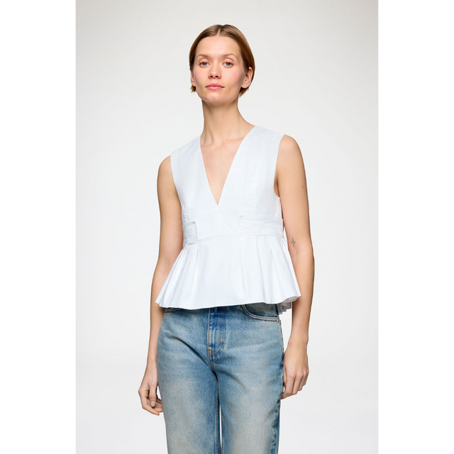 Smuk stretchtop fra Ganni - model front